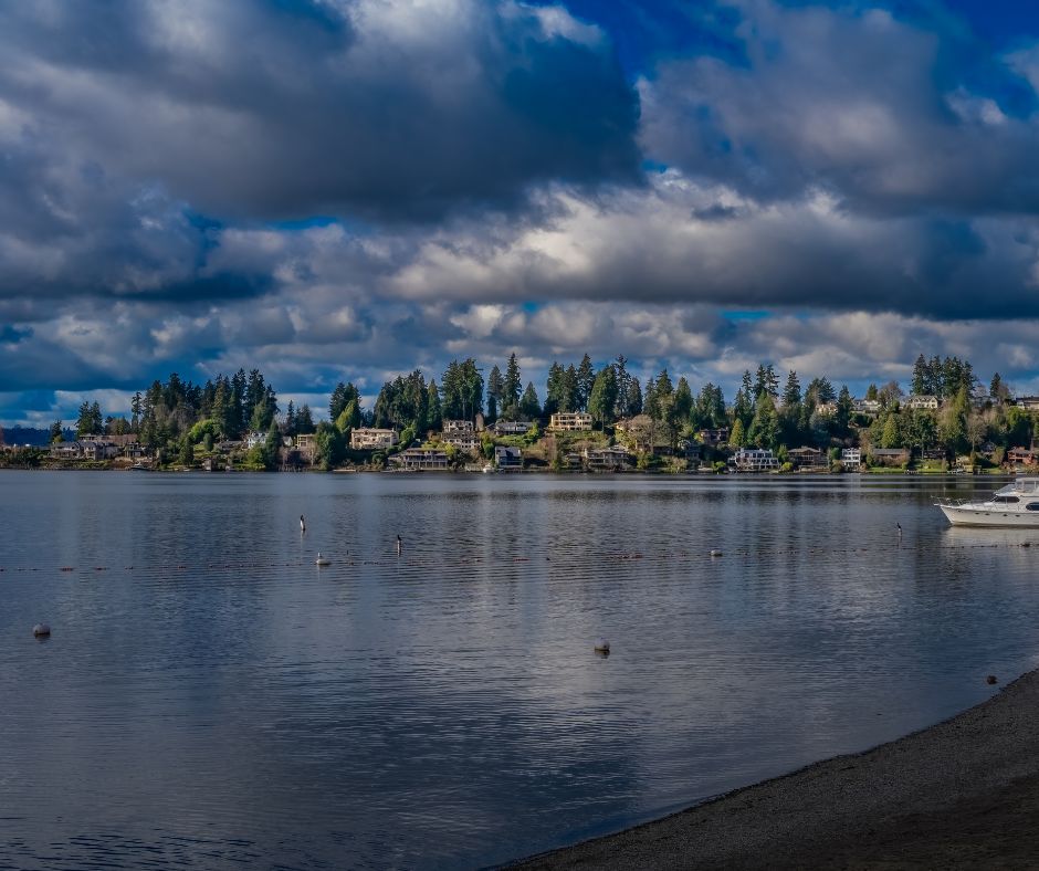 Lake Washington view, Kirkland's lakeside