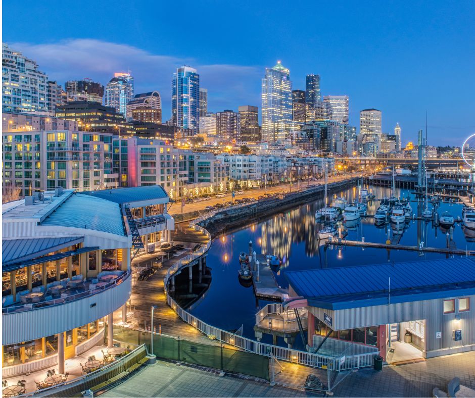 Aplus Housing, Seattle: City Skyline lit up at night